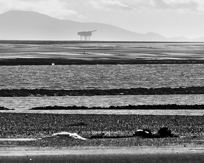 Morecambe Bay Gas Platform From Lytham Ref:2292