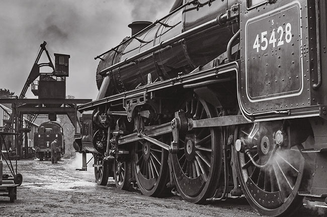 The Eric Treacy Loco -  Black Five Class: Ref 3772